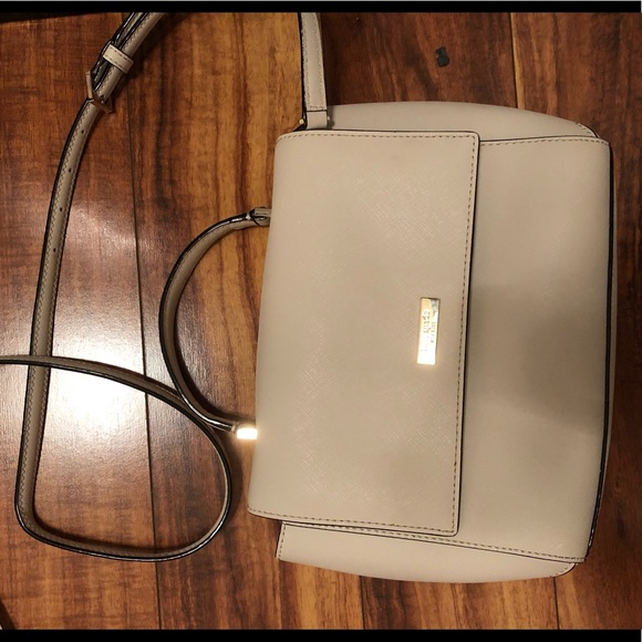kate spade Handbags - Beige Kate spade crocs body bag